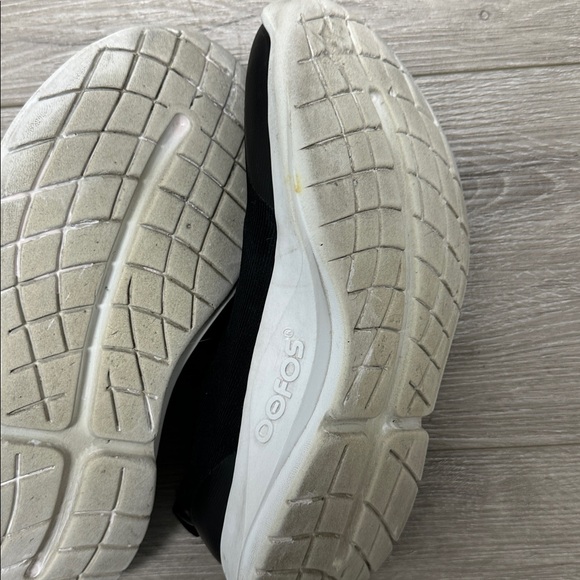 OOFOS women's sport LS sneakers black size 8 - Picture 4 of 4